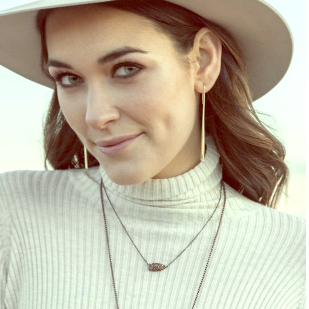 Kendra Scott Platinum Kasey Necklace
